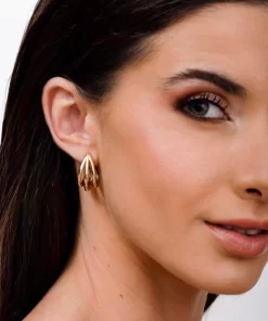 Alternative view of Argola Tripla - Banho Ouro 18K