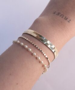 Alternative view of Pulseira Bolinhas e Pérolas – Banho Ouro 18K