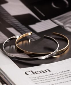 Alternative view of Bracelete Liso Minimalista – Banho Ouro 18K